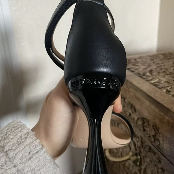 Givenchy Carene Sandals 37.5 - Picture 6 of 11